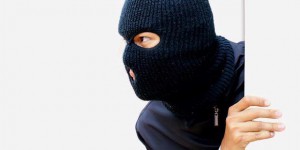 CARA EFEKTIF MENGELOLA PIUTANG PENJUALAN AGAR TIDAK DIKORUPSI KARYAWAN   